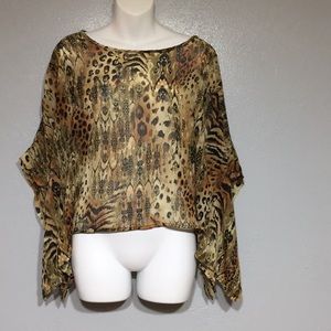 Animal print kimono styled crop top
